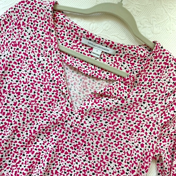 Diane Von Furstenberg Reina Dress in Sea Daisy Print - Picture 10 of 15